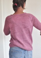 Базовый пуловер, вязаный спицами сверху