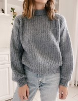 Пуловер резинкой с рукавами-реглан