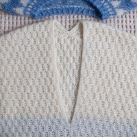 Стильный пуловер спицами