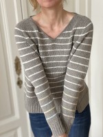 Полосатый пуловер описание