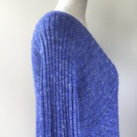 Пуловер резинкой без швов