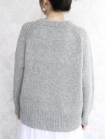 Пуловер реглан женский