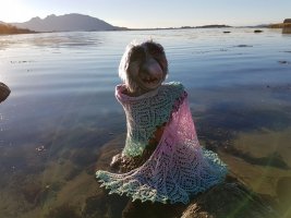 Русалка в ажурной шали из Норвегии - Катя увидела ее такой