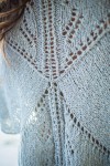 Вязание женщинам пуловера Arc