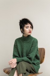 Модный свитер 2015 очень свободного силуэта