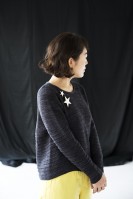 Пуловер с укороченным передом для женщин