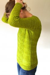 Вязание пуловера спицами плетеным узором