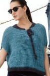 Вязание джемпера накидки, модель 15 из Vogue Holiday 2012