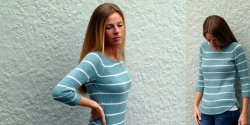 Легкий пуловер с тонкими полосками фото