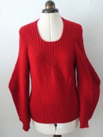 Модный пуловер резинкой