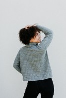 Современный свитер