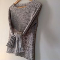 Уютный женский пуловер