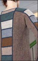 Оригинальный женский пуловер спицами