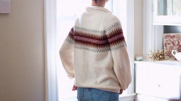 Пуловер без швов