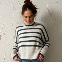 Модный свитер с описанием