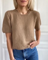 Пуловер модифицированным плечом