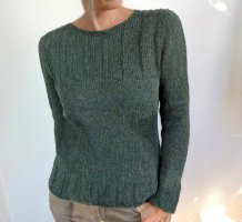 Женский свитер спицами с описанием