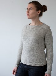 Нежный пуловер, вязанный спицами с описанием от Изольды Тигу