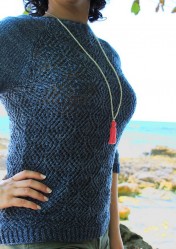 Женский пуловер регланом спицами