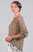 Женский пуловер спицами из льна