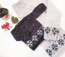Пуловеры со снежинками спицами описание