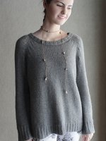 Пуловер с боковыми разрезами