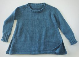 Пуловер регланом спицами