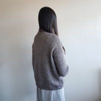 Базовый пуловер спицами одной деталью