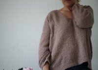 Легкий пуловер спицами