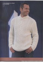 Вязаный спицами мужской пуловер с косами