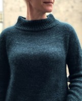 Простой женский свитер спицами
