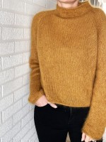 Укороченный свитер спицами