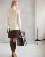 Модный свитер женский спицами